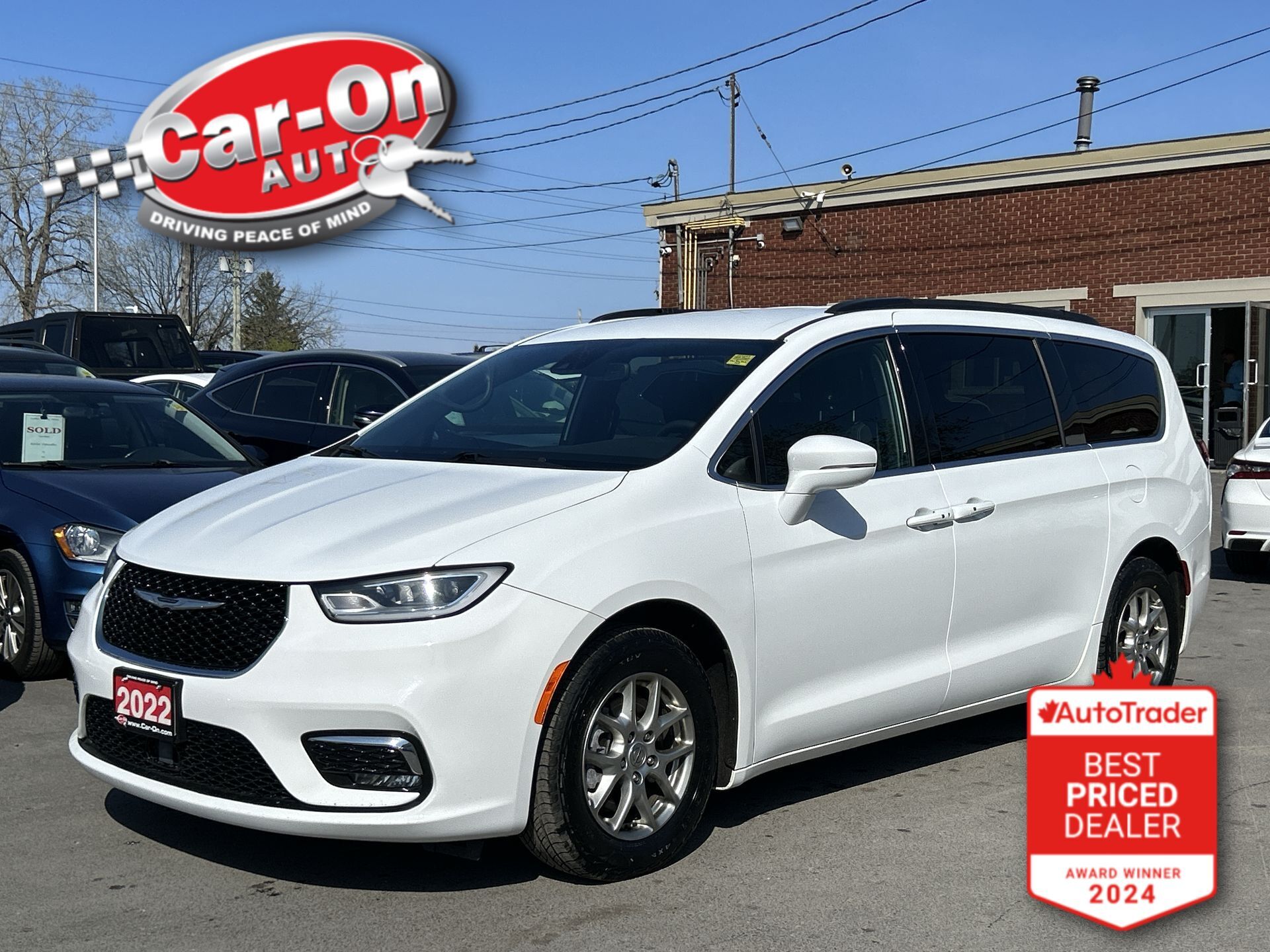 2022 Chrysler Pacifica 7-PASS | HEATED SEATS/ STEERING | REMOTE START 