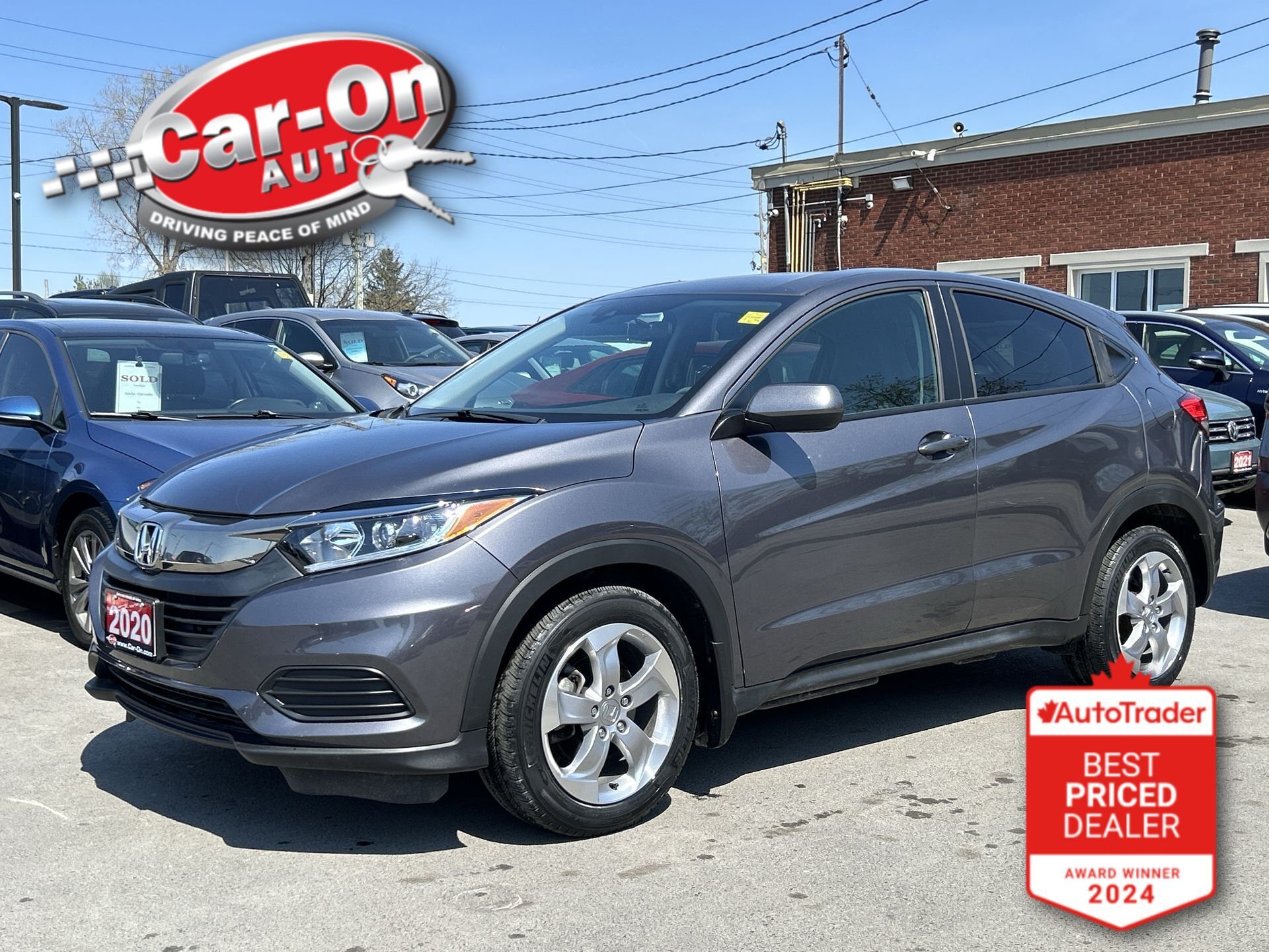 2020 Honda HR-V AWD| ONLY 35,000KMS| HTD SEATS| CARPLAY| REAR CAM
