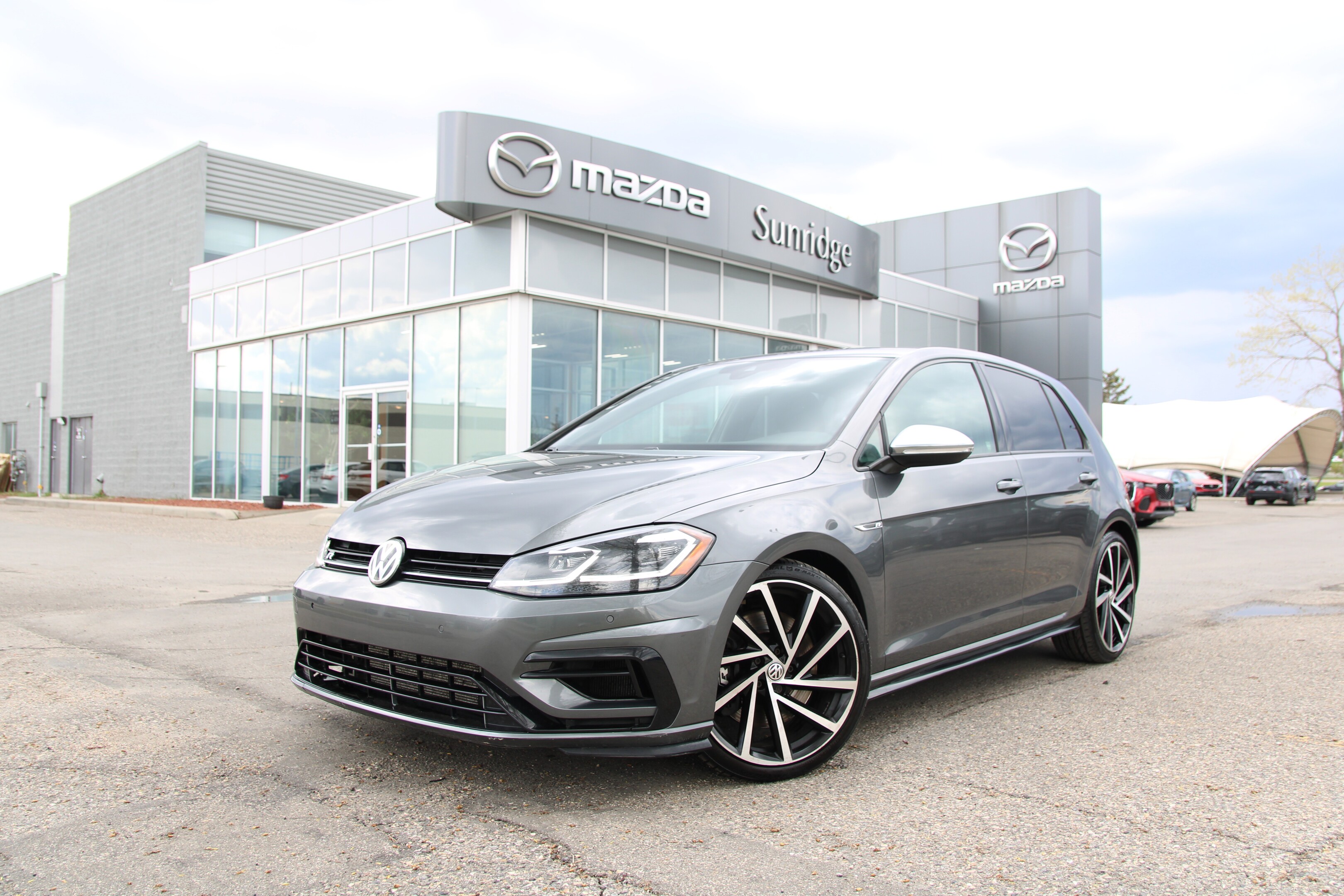2018 Volkswagen Golf R 5-door DSG W/ APPLECAR PLAY