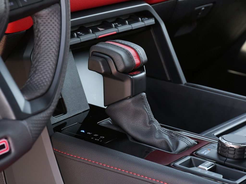 2025 Toyota Tundra Hybrid Limited 4x4, Toronto, Cash