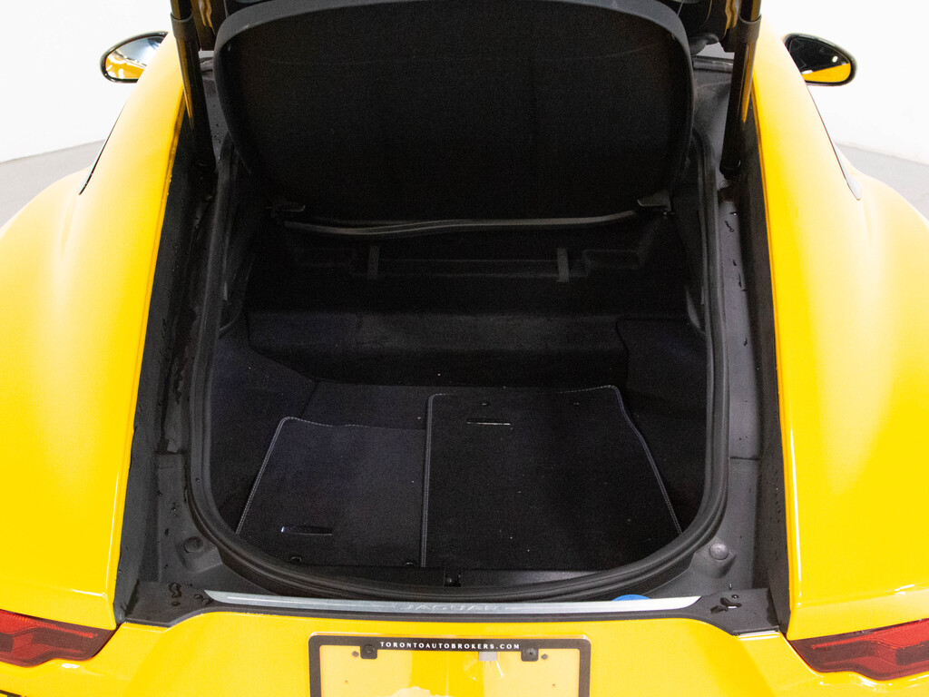 2022 Jaguar F-TYPE P575 R, Toronto, Cash