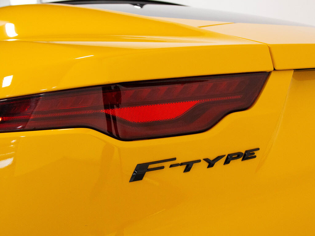 2022 Jaguar F-TYPE P575 R, Toronto, Cash