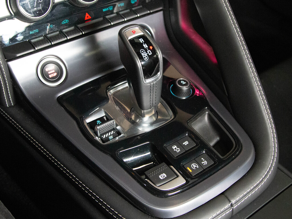 2022 Jaguar F-TYPE P575 R, Toronto, Cash
