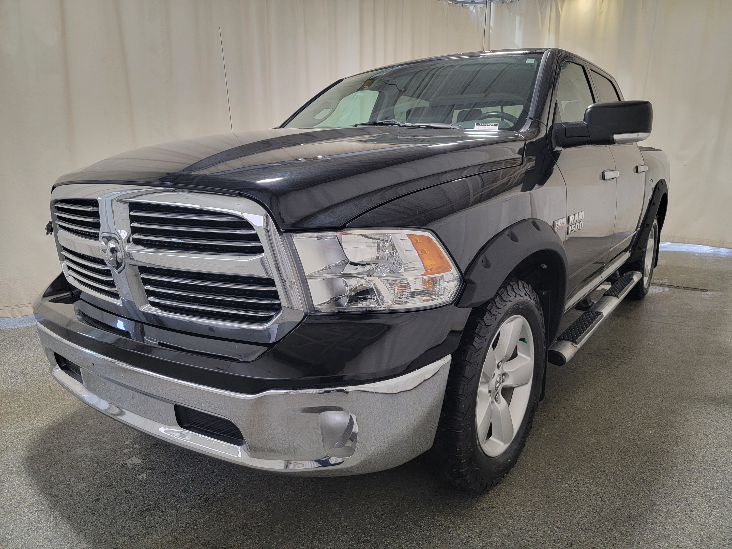 2017 Ram 1500 SLT | REMOTE START | HEATED STEERING | 3.92 AXLE |