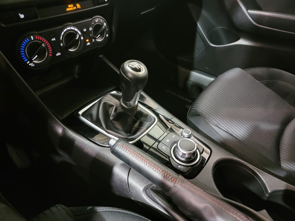 Mazda Mazda3 2016