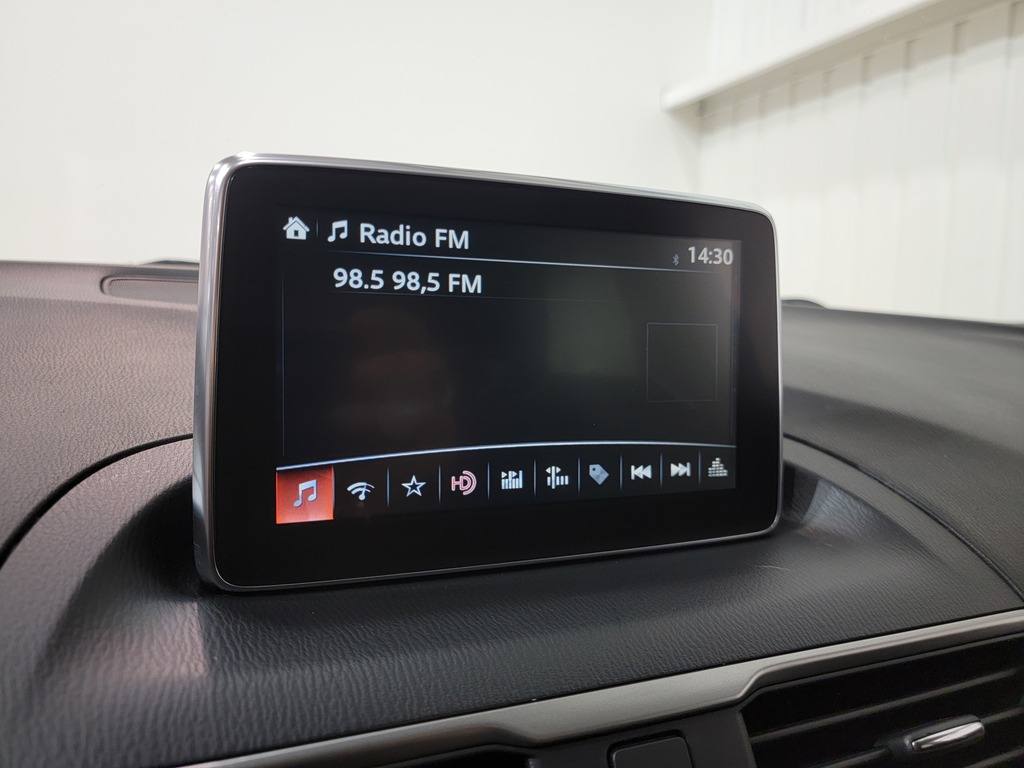 Mazda Mazda3 2016