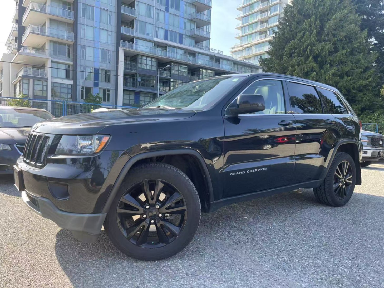 2012 Jeep Grand Cherokee 4WD 4dr Altitude