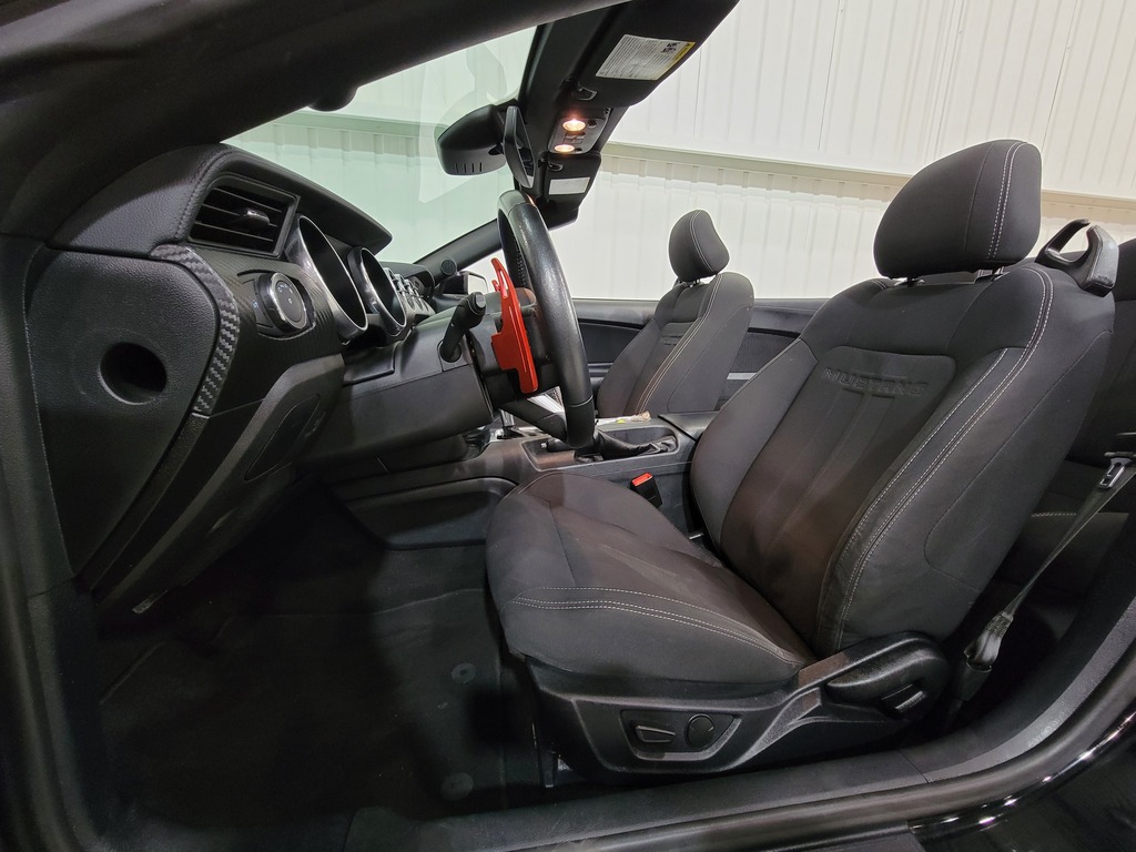 Ford Mustang 2021
