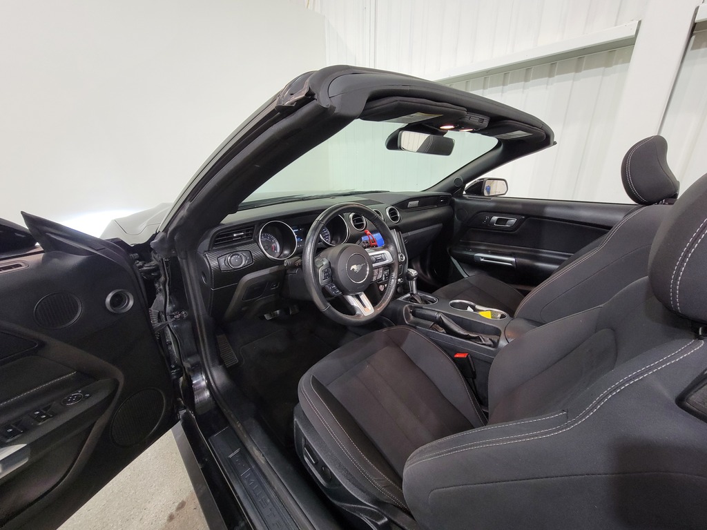 Ford Mustang 2021
