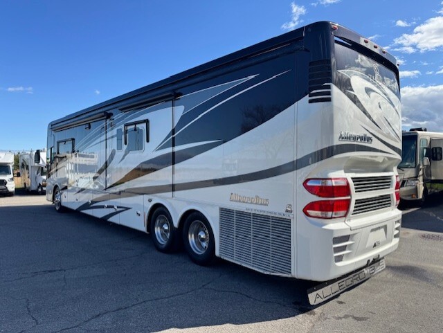 2015 Tiffin Allegro Bus LP 45LP