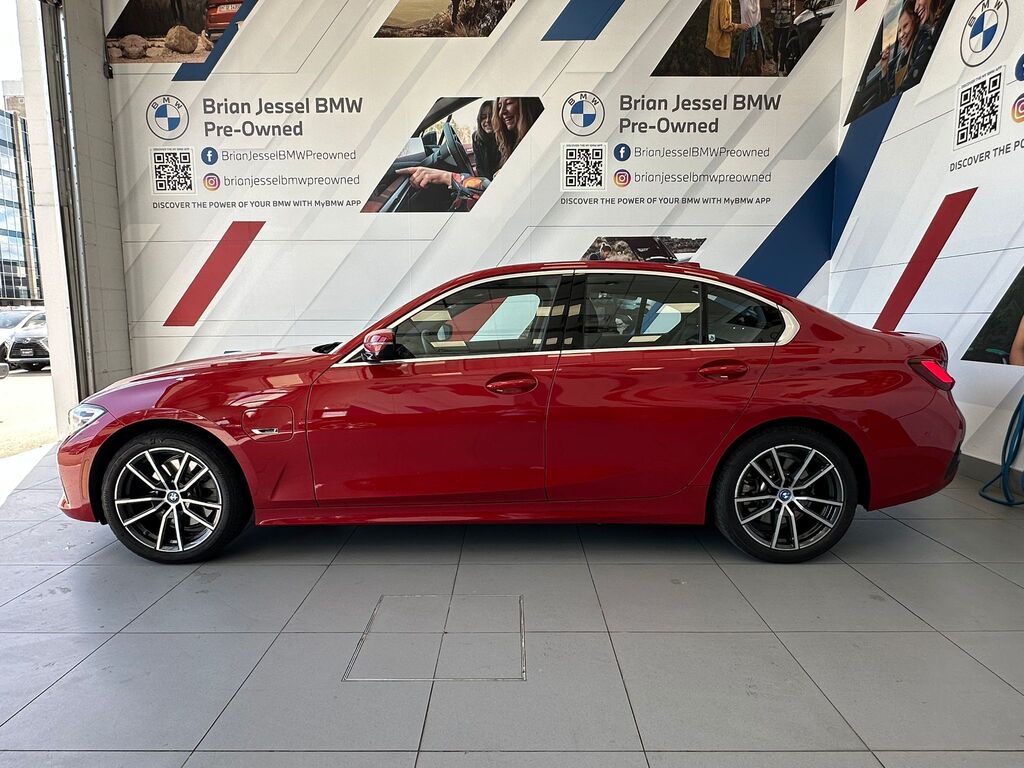 2022 BMW 330e xDrive, Vancouver, Cash