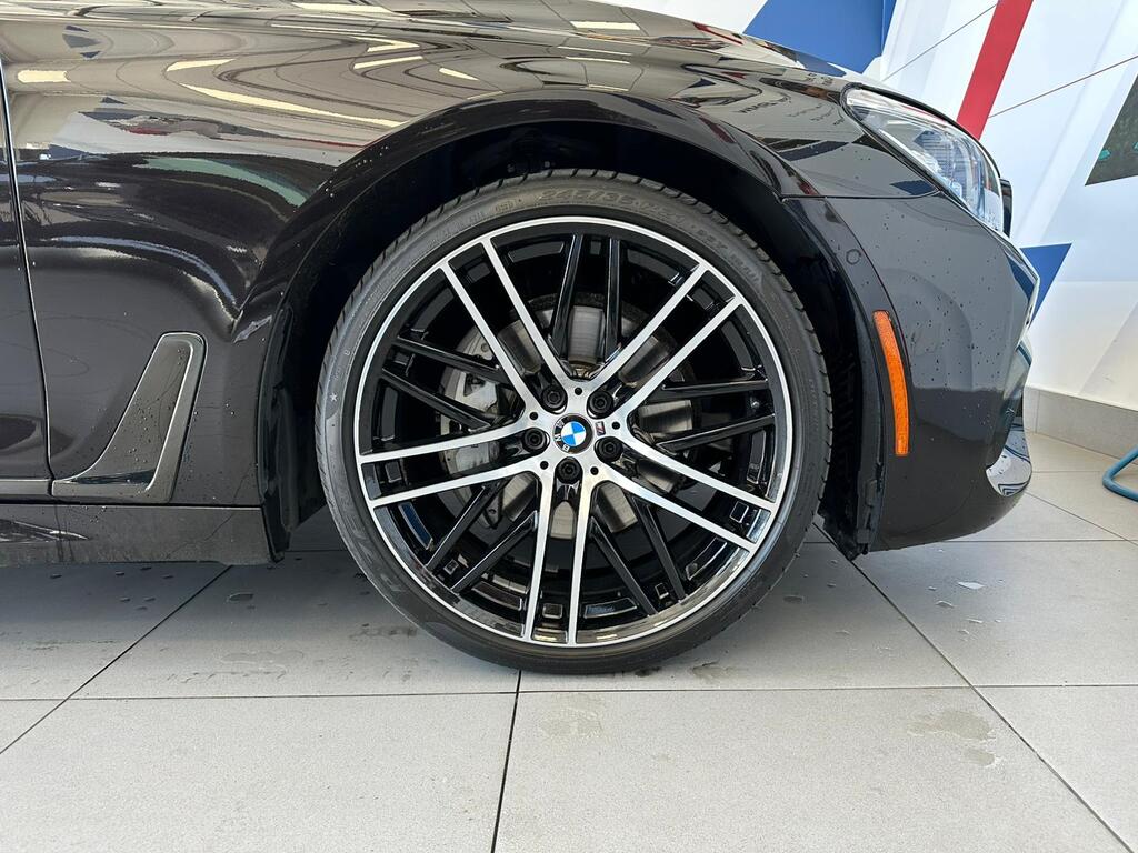 2018 BMW 740Le xDrive, Vancouver, Cash