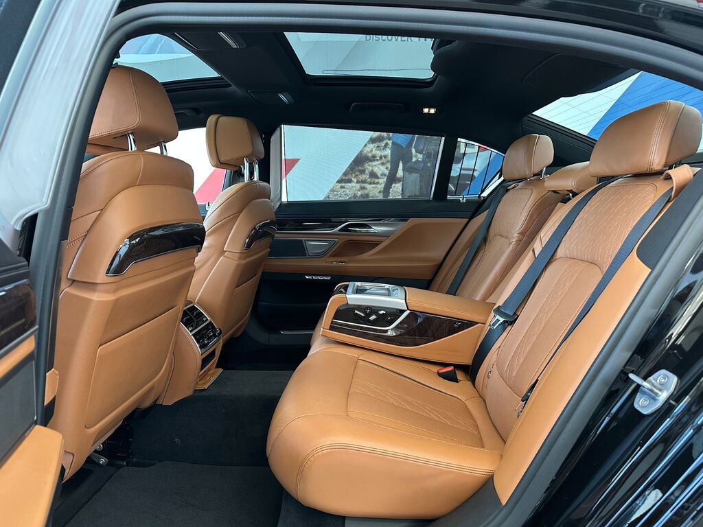 2018 BMW 740Le xDrive, Vancouver, Cash
