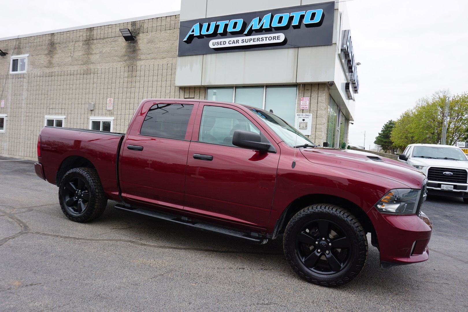 2021 Ram 1500 Classic V8 TRADESMAN CREW HEMI 4WD *1 OWNER*ACCIDENT FREE*