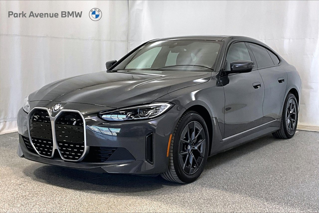 2023 BMW i4 EDrive35 Premium Essential / Premium Essential