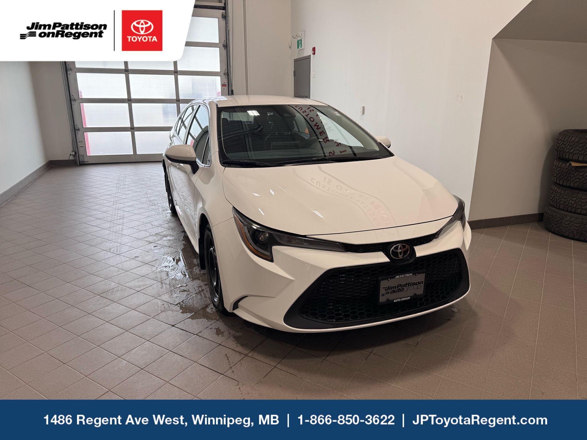 2021 Toyota Corolla LE |LOCAL MANITOBA TRADE| ONE OWNER|  