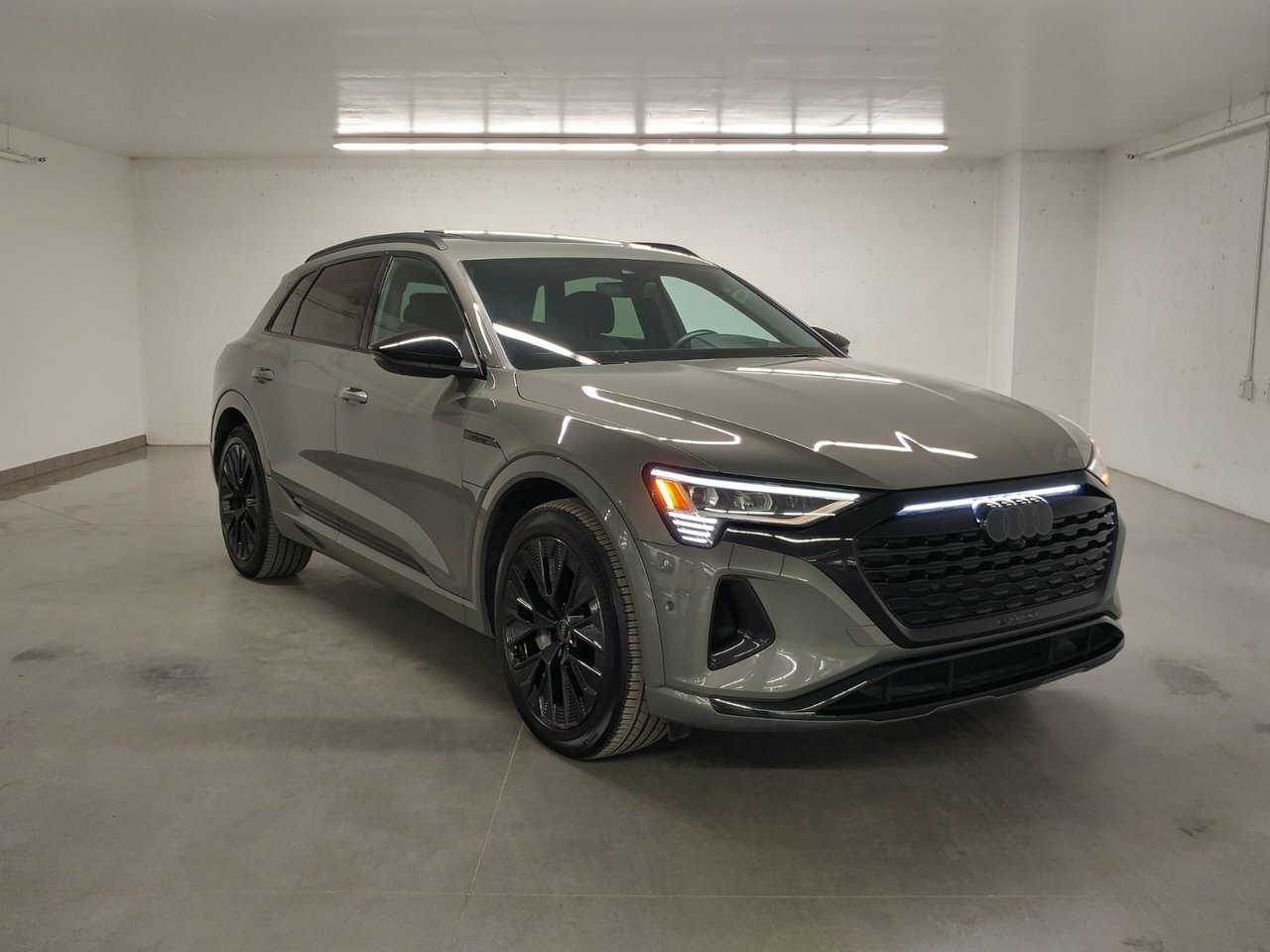 2024 Audi Q8 e-tron QUATTRO BLACK COMPETITION | TECH PACK | B&O | TOIT
