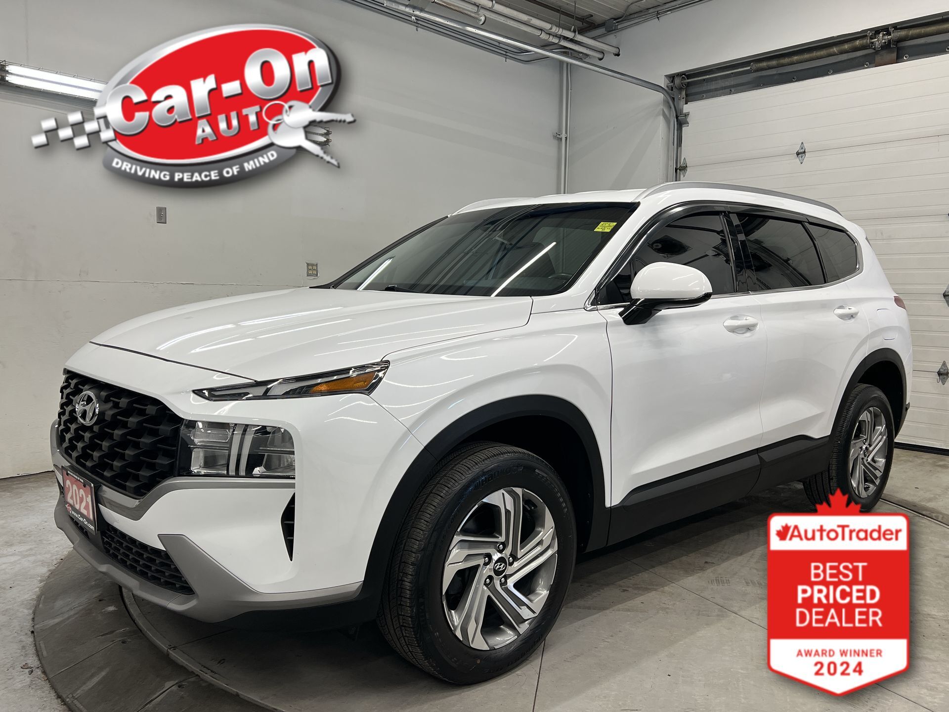 2021 Hyundai Santa Fe AWD| LOW KMS| HTD SEATS| CARPLAY| 18IN ALLOYS