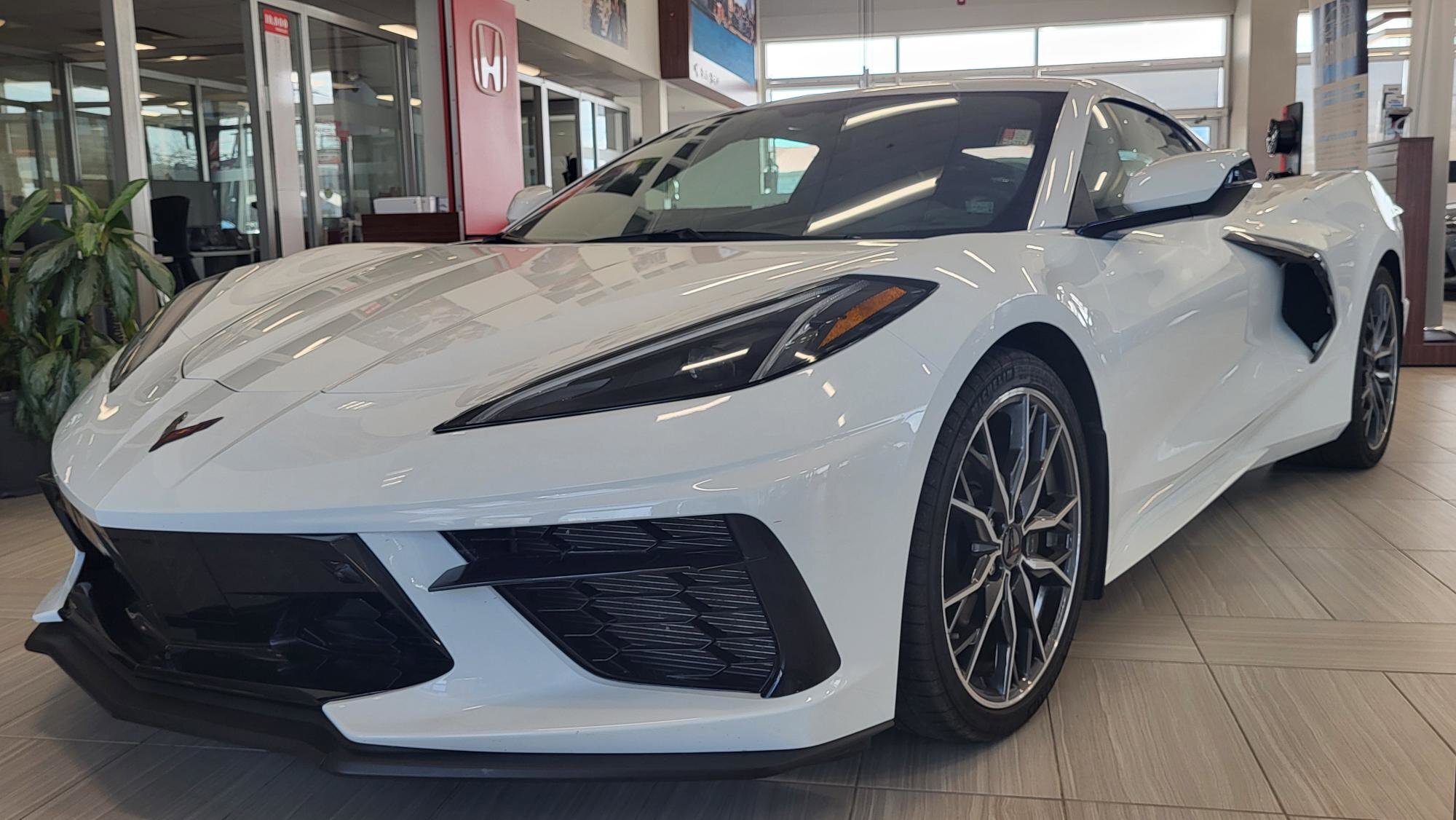 2023 Chevrolet Corvette 2LT