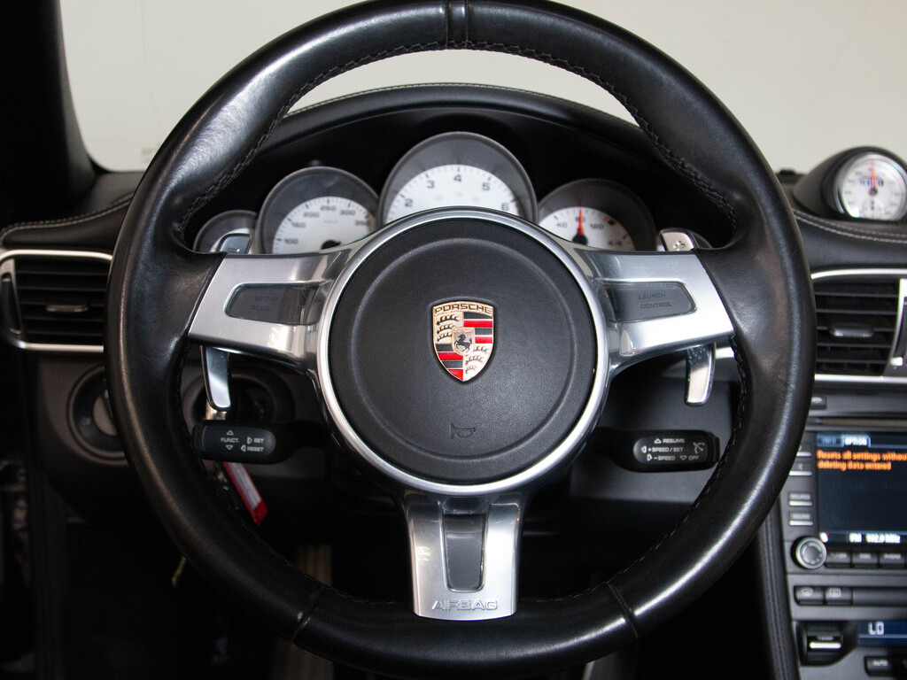 2012 Porsche 911 S TURBO   BOSE   SOFT TOP   19"RIM   2 TONE INT., Toronto, Cash