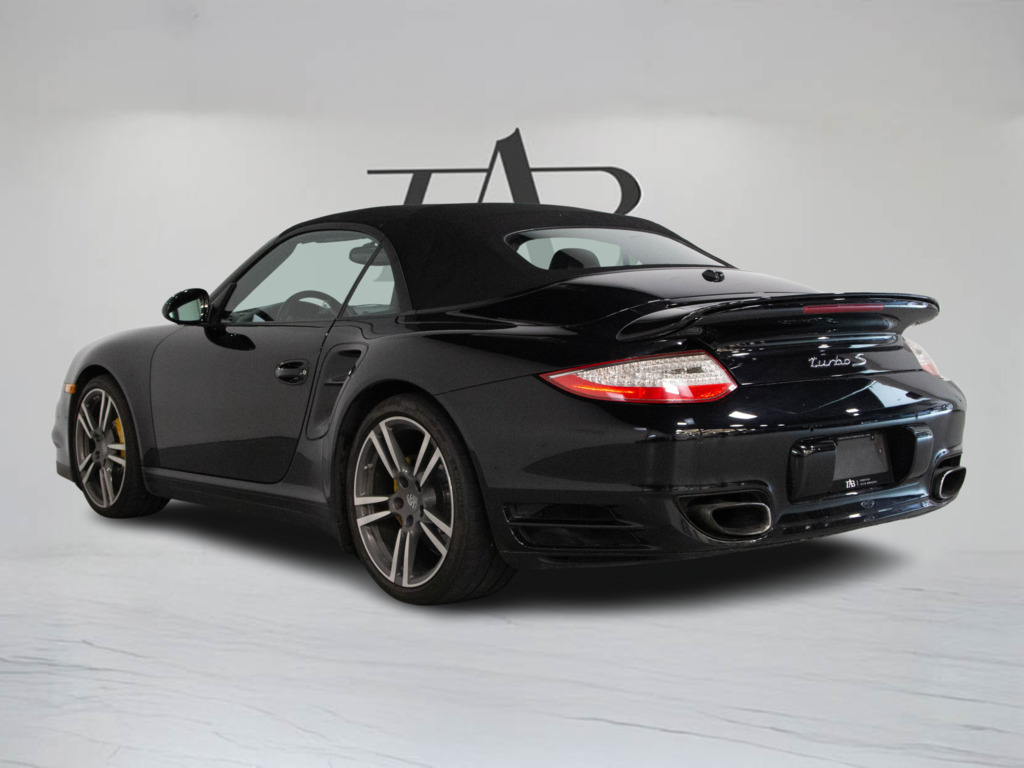 2012 Porsche 911 S TURBO   BOSE   SOFT TOP   19"RIM   2 TONE INT., Toronto, Cash