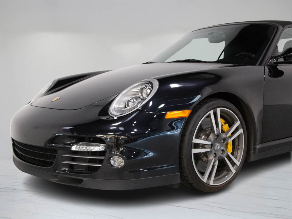 2012 Porsche 911 S TURBO   BOSE   SOFT TOP   19"RIM   2 TONE INT., Toronto, Cash