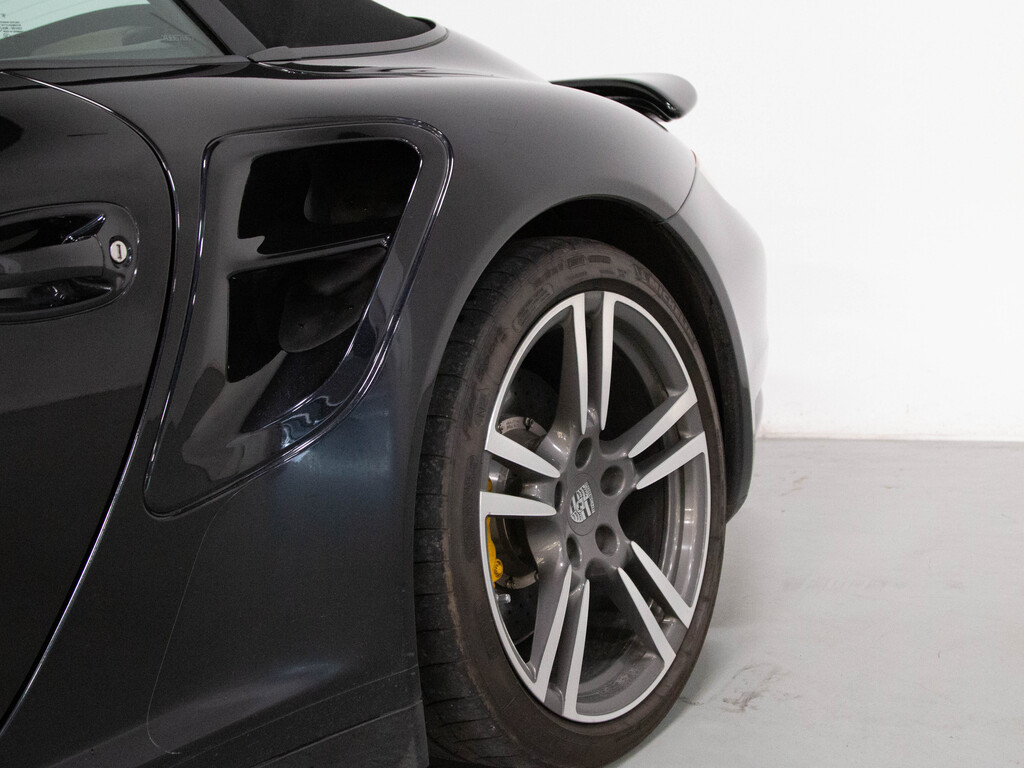2012 Porsche 911 S TURBO   BOSE   SOFT TOP   19"RIM   2 TONE INT., Toronto, Cash