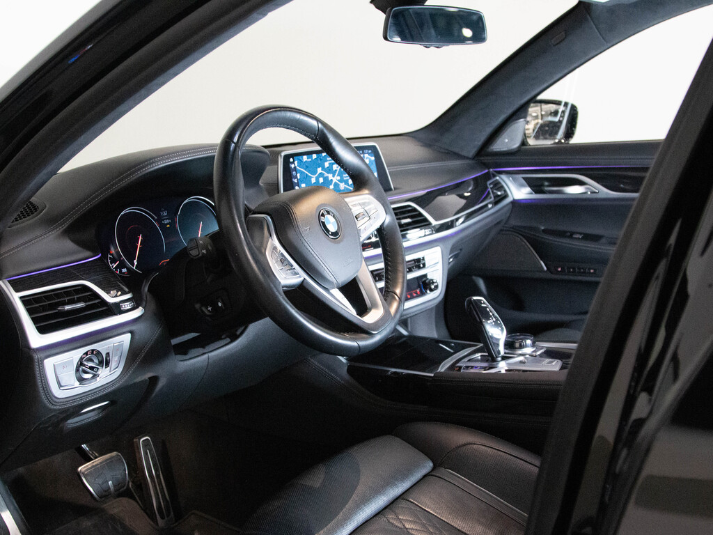 2019 BMW 750i xDrive, Toronto, Cash