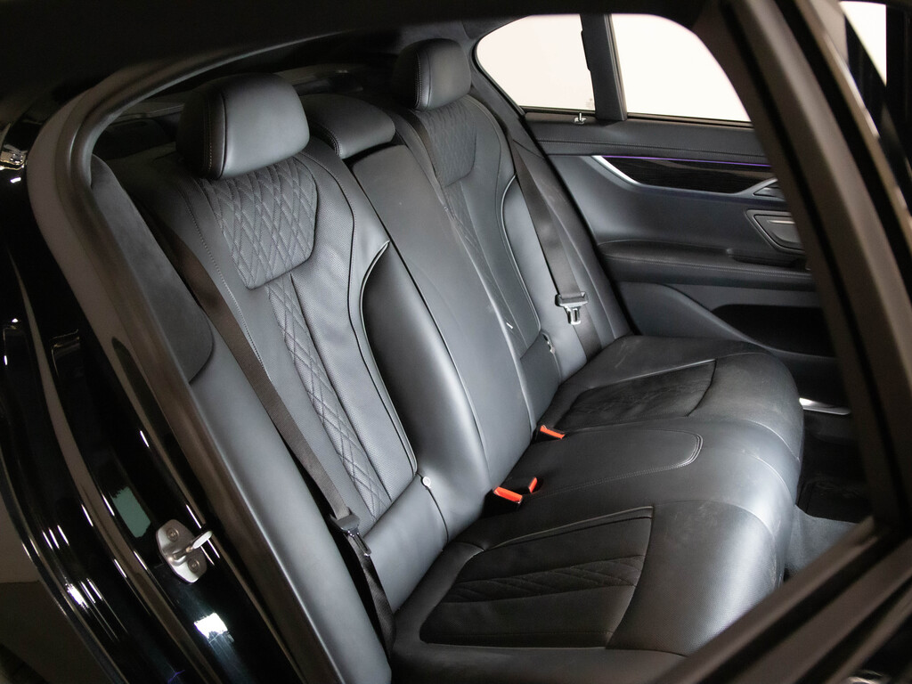 2019 BMW 750i xDrive, Toronto, Cash