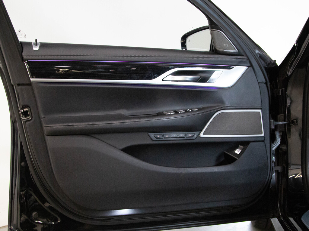 2019 BMW 750i xDrive, Toronto, Cash