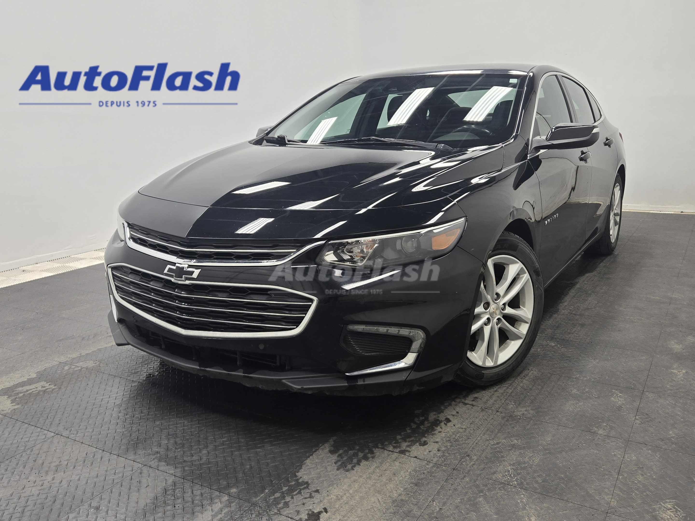2017 Chevrolet Malibu HYBRIDE, CAMERA, CARPLAY, DEMARREUR, BLIND SPOT