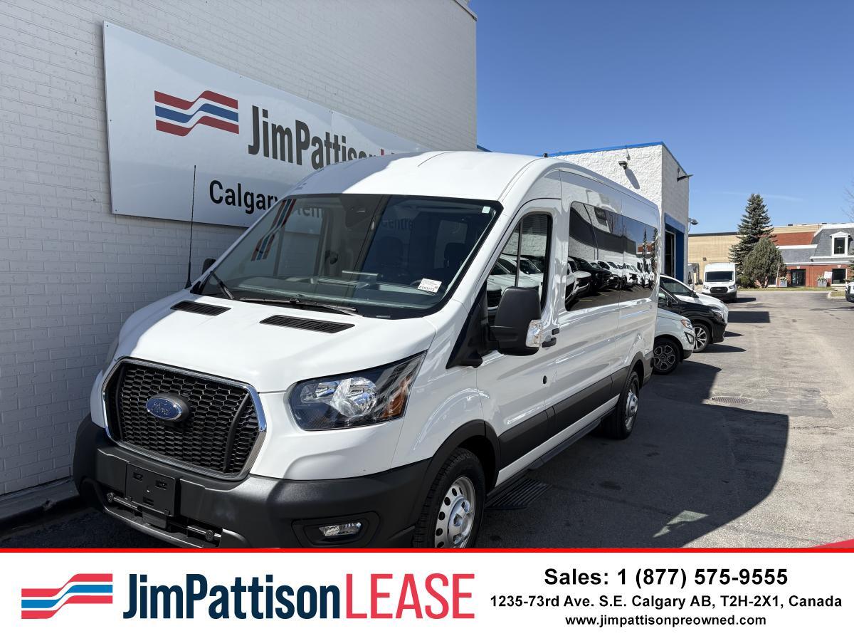 2024 Ford Transit Passenger Wagon T-350 XLT AWD Med. Roof 12 Pass.