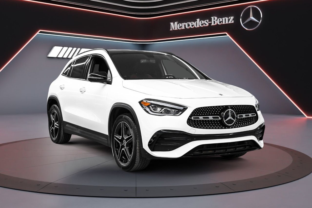 2022 Mercedes-Benz GLA-Class GLA 250 Premium & Night package, Two- Tone Red & B