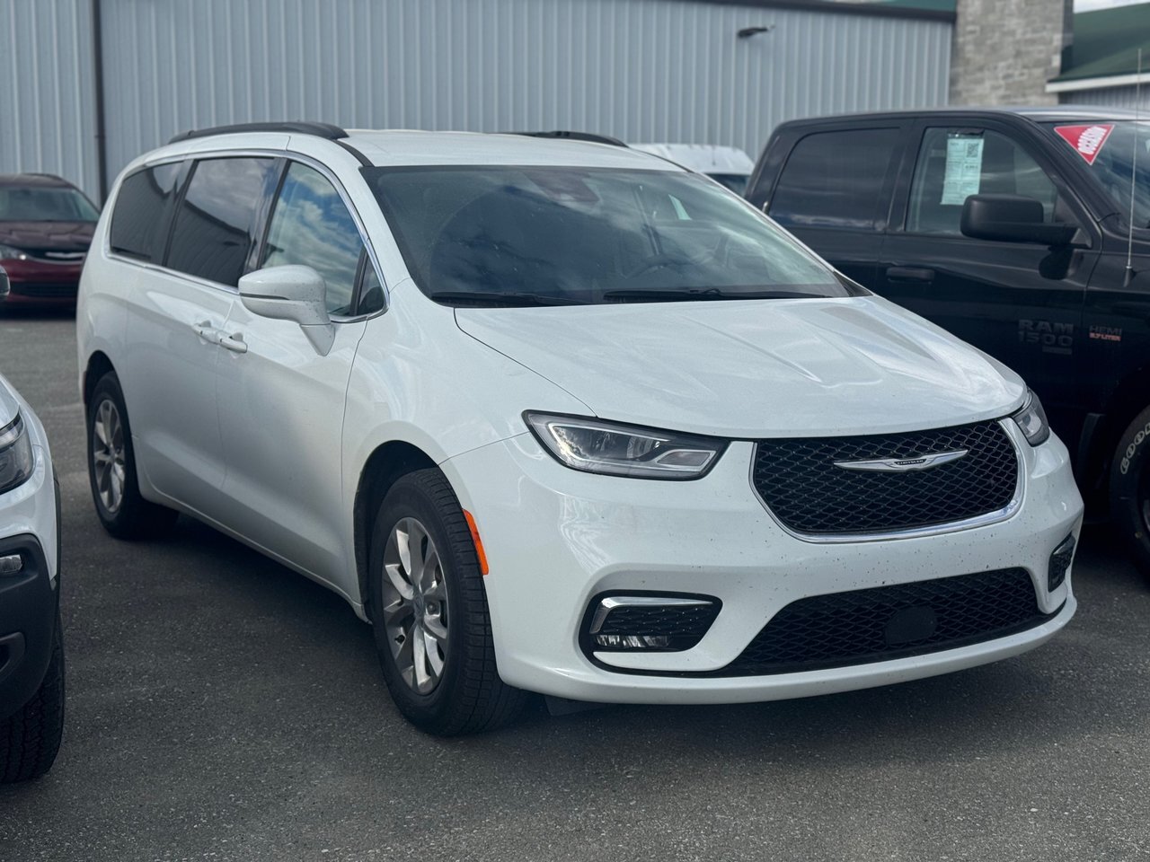 2022 Chrysler Pacifica Touring L AWD