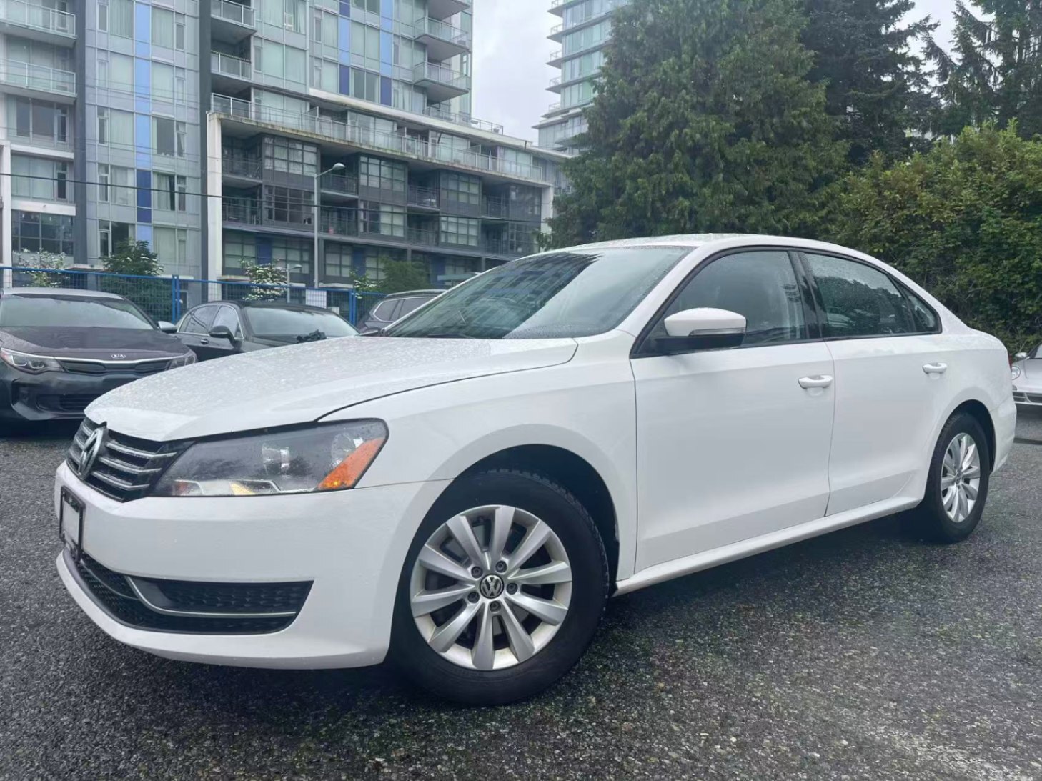 2013 Volkswagen Passat S 4dr Sedan
