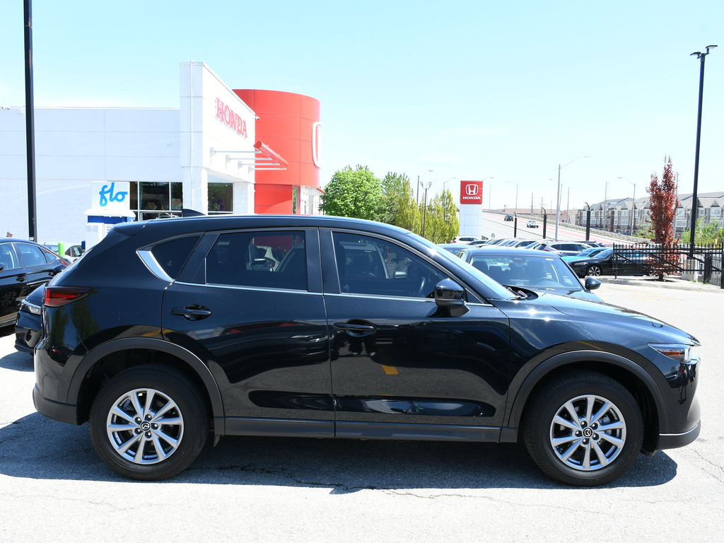 2022 Mazda CX-5 GS, Toronto, Cash