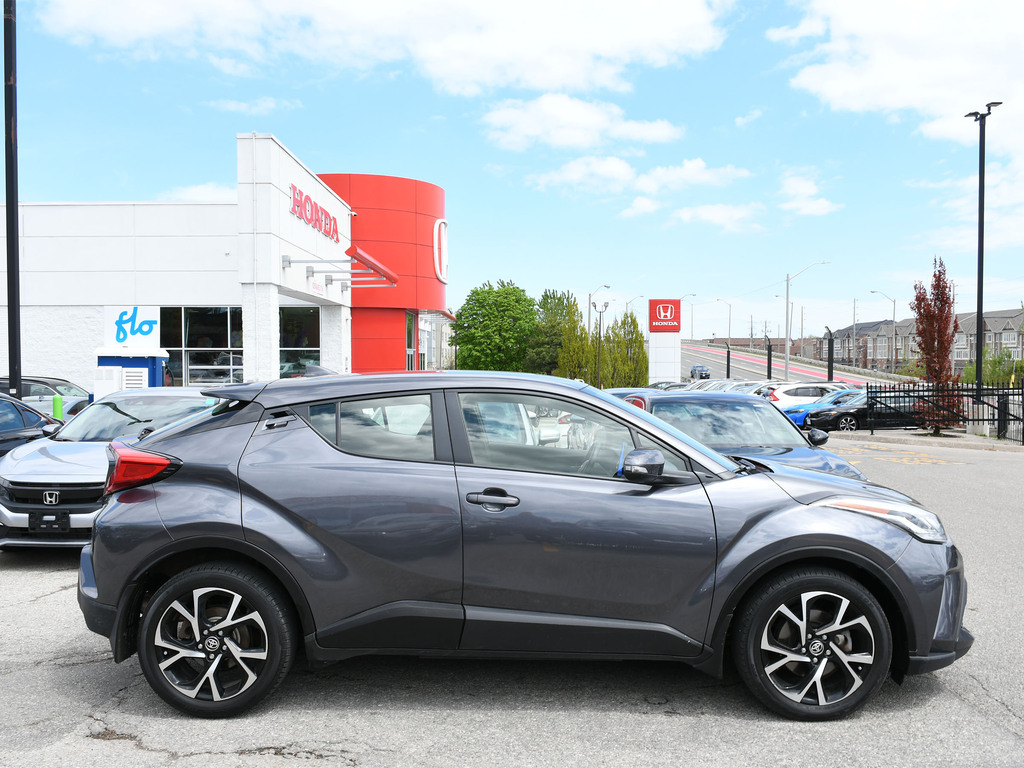 2020 Toyota C-HR LE, Toronto, Cash