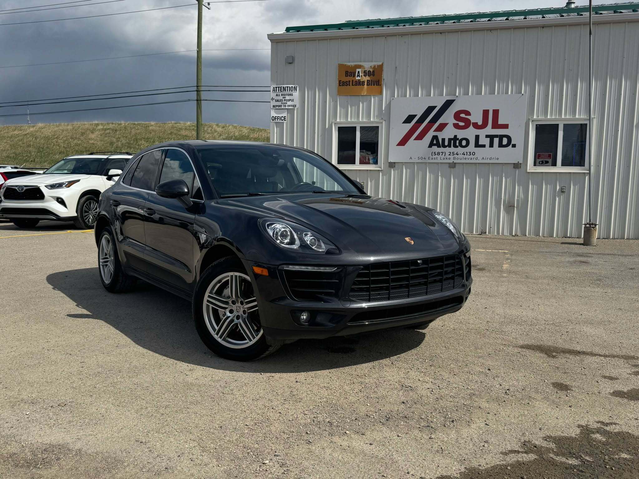 2017 Porsche Macan S