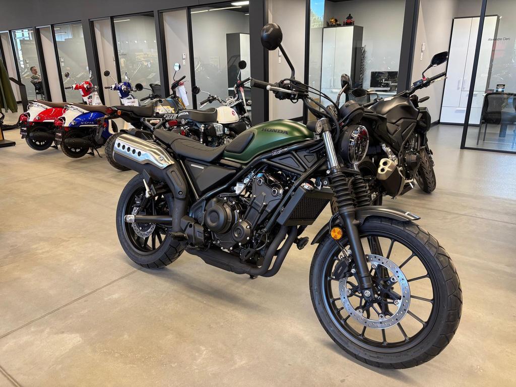 2024 Honda SCL500AR 