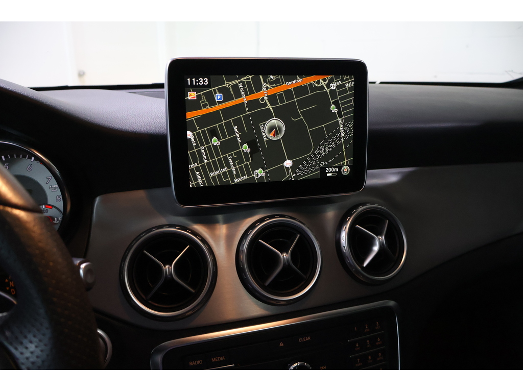 2016 Mercedes-Benz GLA 250 4MATIC, Toronto, Cash