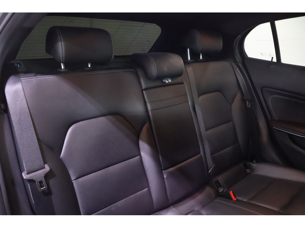 2016 Mercedes-Benz GLA 250 4MATIC, Toronto, Cash