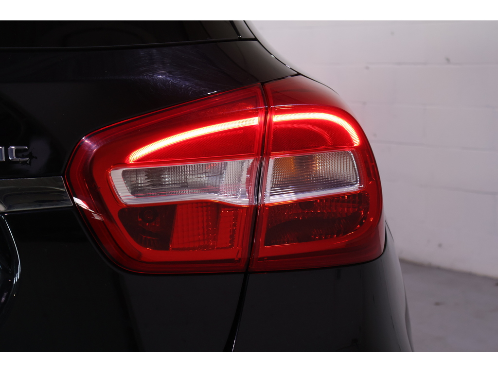 2016 Mercedes-Benz GLA 250 4MATIC, Toronto, Cash
