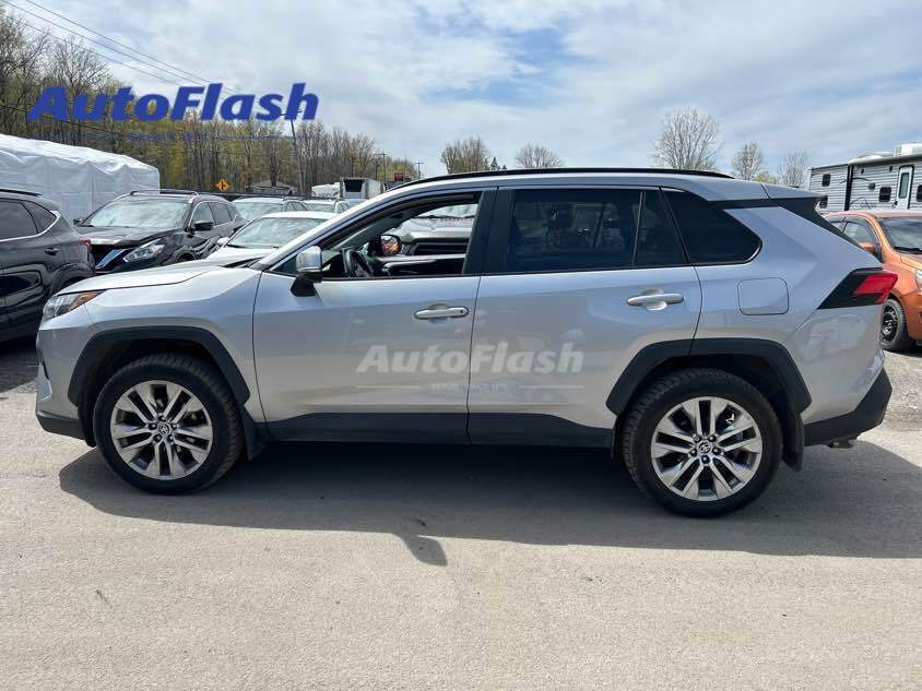 2022 Toyota RAV4 XLE PREMIUM AWD, CUIR, TOIT OUVRANT, MAGS 19''
