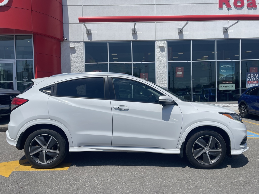 2020 Honda HR-V Touring, Toronto, Cash