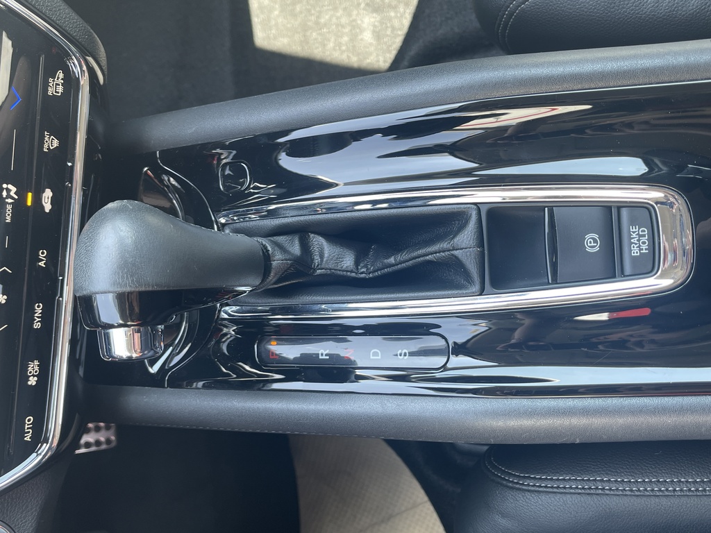 2020 Honda HR-V Touring, Toronto, Cash