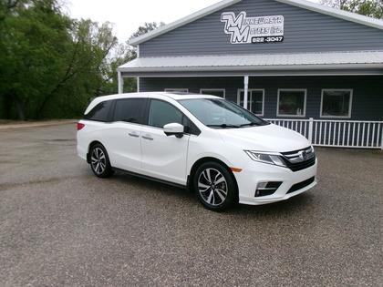 2019 Honda Odyssey in Morden Minnewasta Motors 5FNRL6H6XKB508426