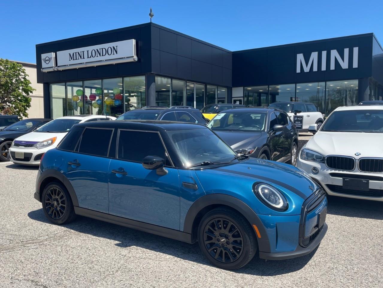 2022 MINI 5 Door PREMIER  | Apple CarPlay Preparation, MINI Navigat