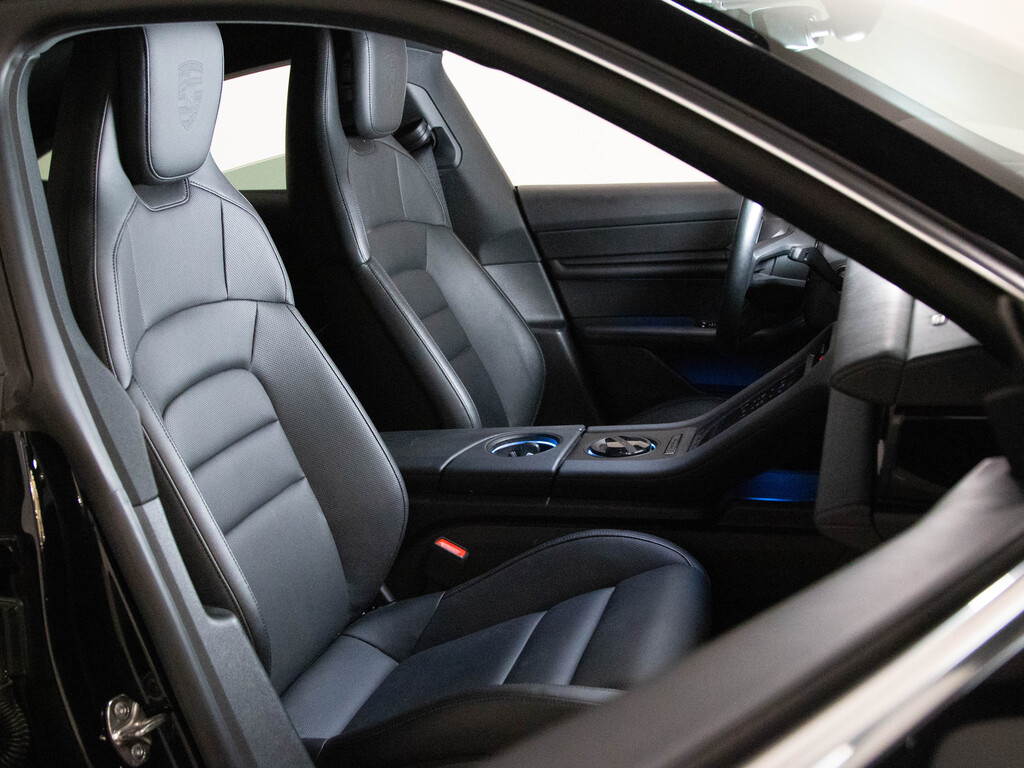 2021 Porsche Taycan 4S, Toronto, Cash
