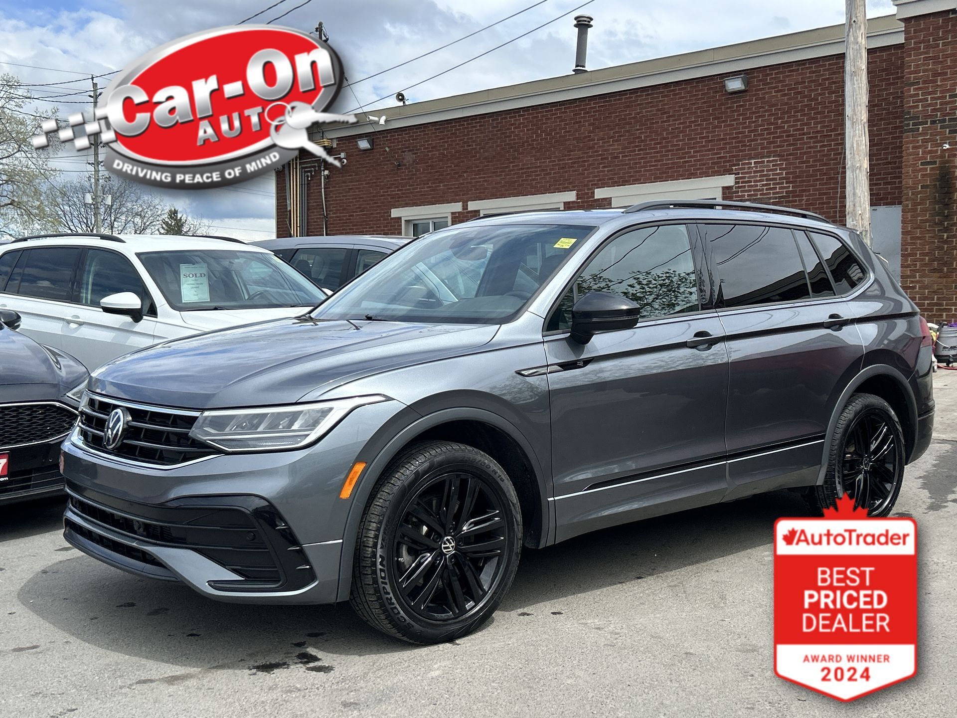 2022 Volkswagen Tiguan COMFORTLINE R-LINE AWD|LEATHER|PANO ROOF|HTD SEATS