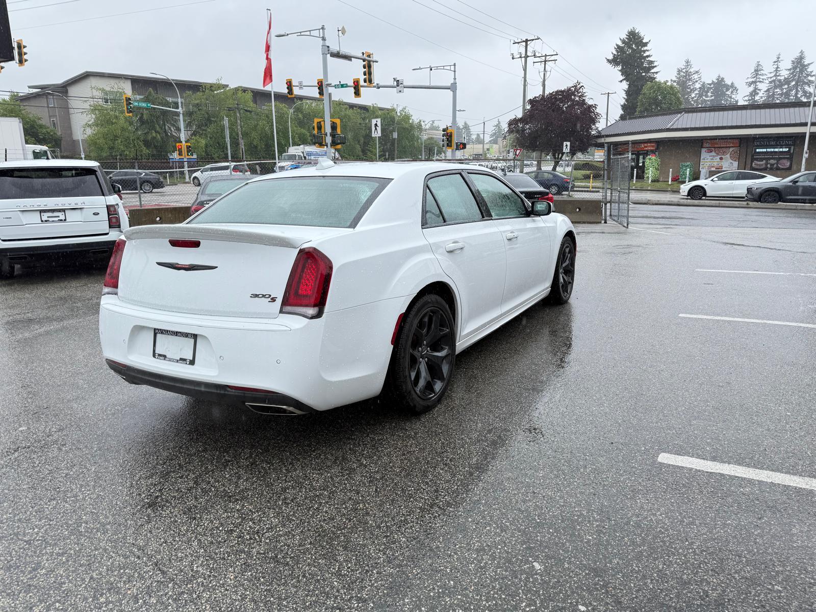 2022 Chrysler 300